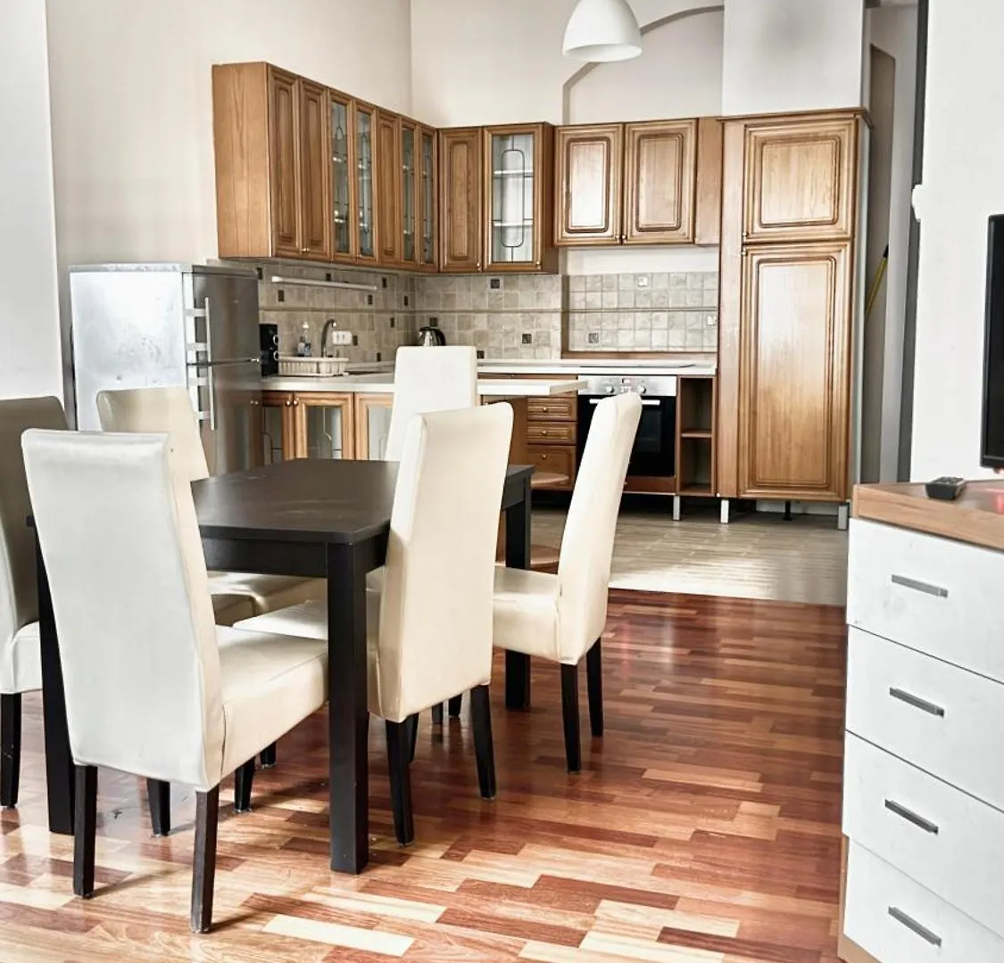 Vaci Corso Home ブダペスト